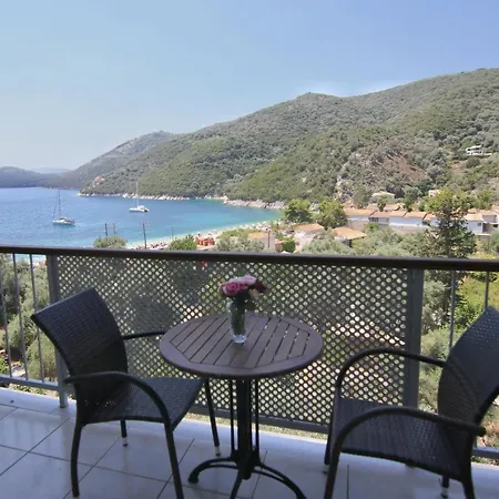 شقة فندقية Poros ميكروس جيالوس