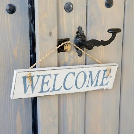 Poros شقة فندقية ميكروس جيالوس