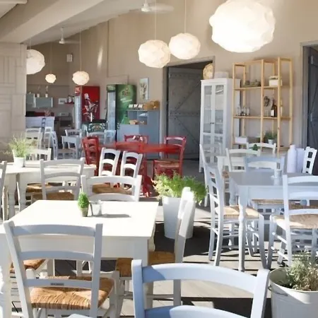 Poros ميكروس جيالوس