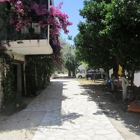 Hotel apartamentowy Poros Beach