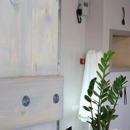 Poros Lägenhetshotell 2*