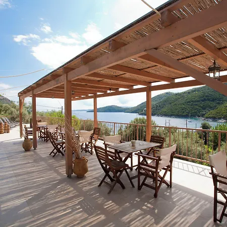 Poros Apartmanhotel 2*