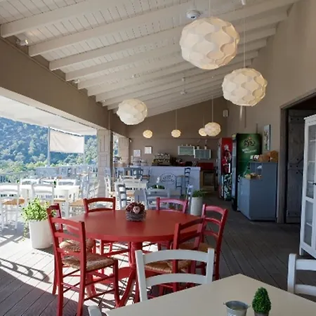 Hotel apartamentowy Poros Beach