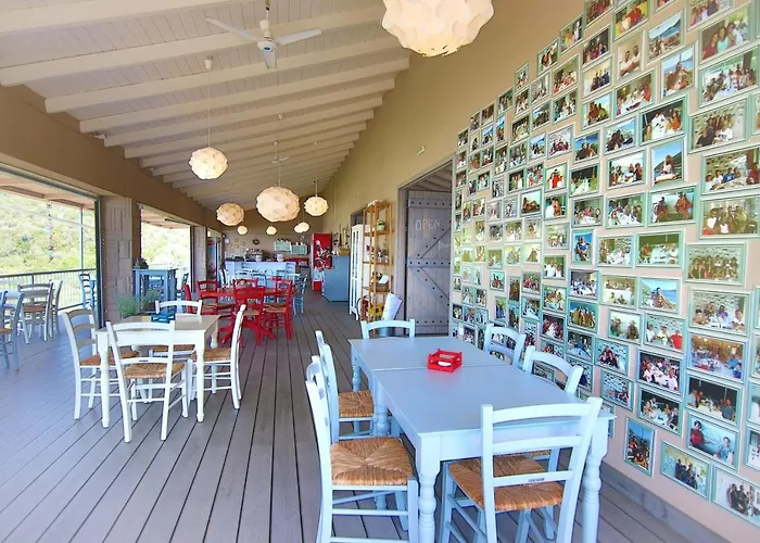 Poros 2* Mikros Gialos