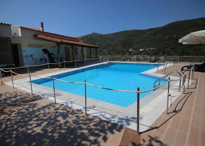 Hotel apartamentowy Poros