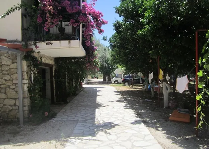 Hotel apartamentowy Poros