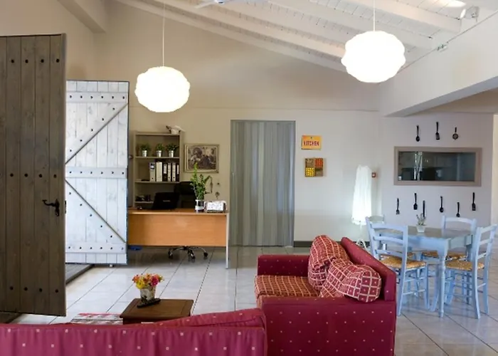 Hotel apartamentowy Poros